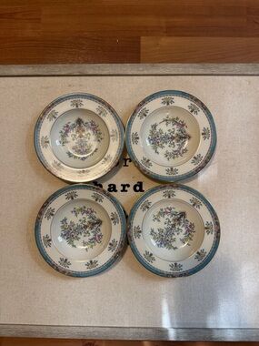 Lenox Set of 4 bowl